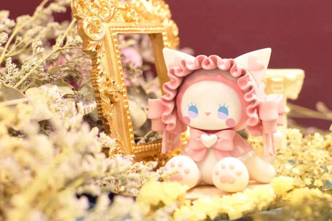 泡泡玛特和名创优品：IP+零售的共性下，走出两种增长路径